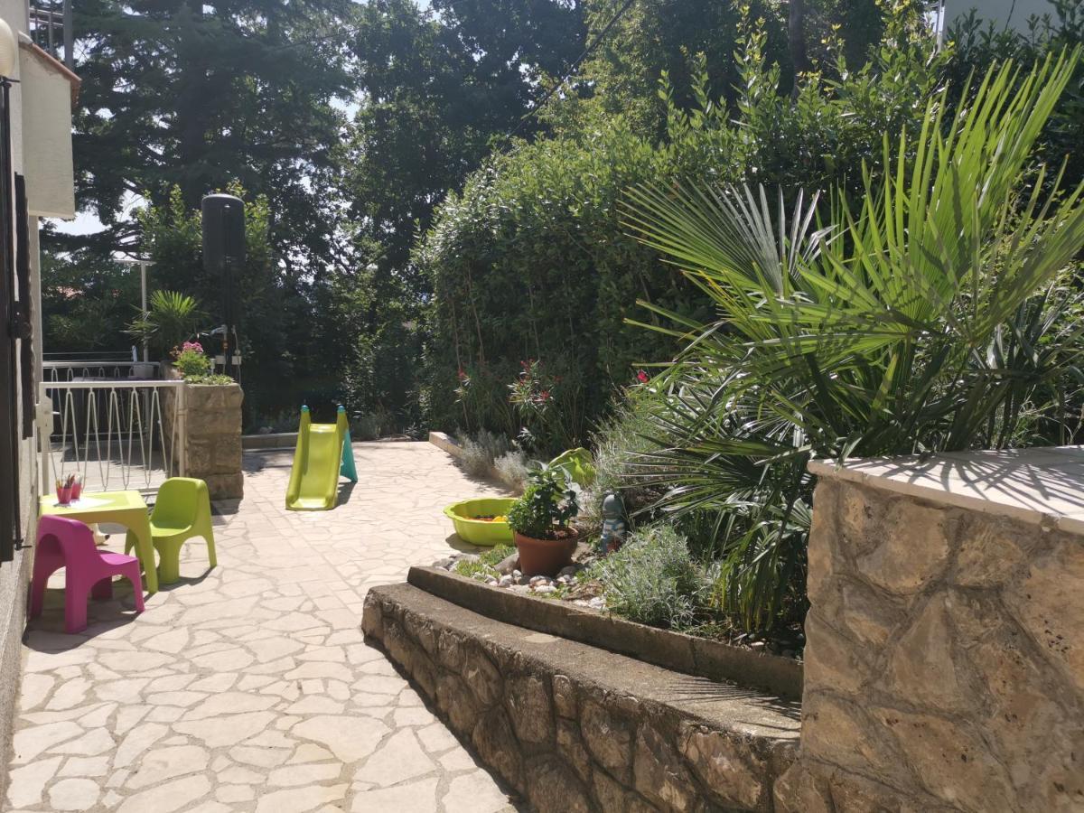 Ferienwohnung Sunshine Crikvenica Exterior foto