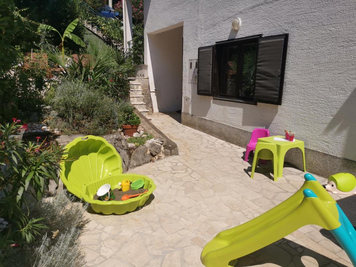 Ferienwohnung Sunshine Crikvenica Exterior foto